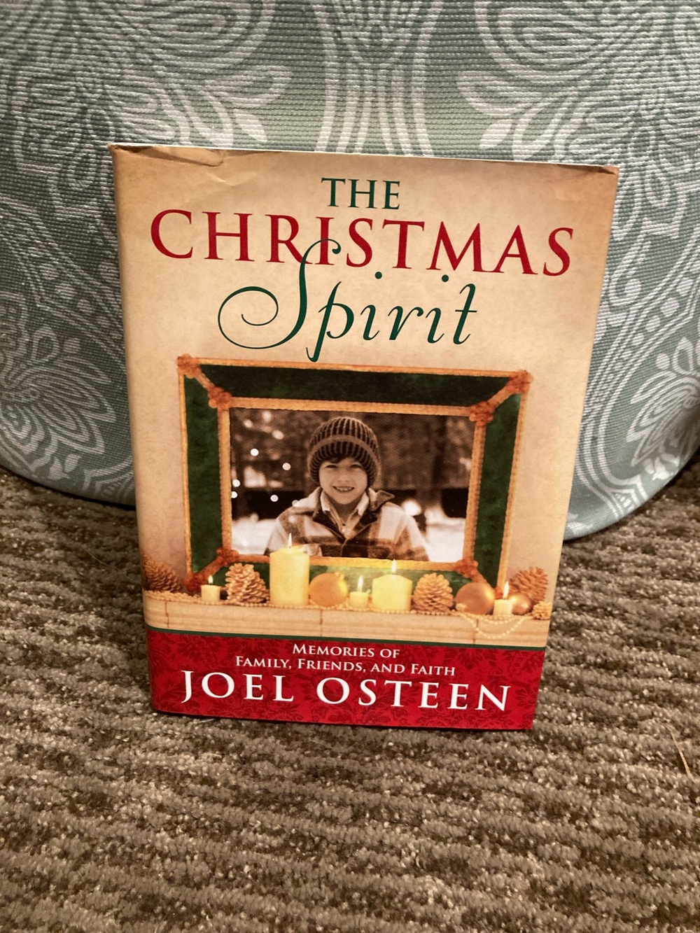 The Christmas Spirit by Joel Osteen - Festive Red & Cream Cover